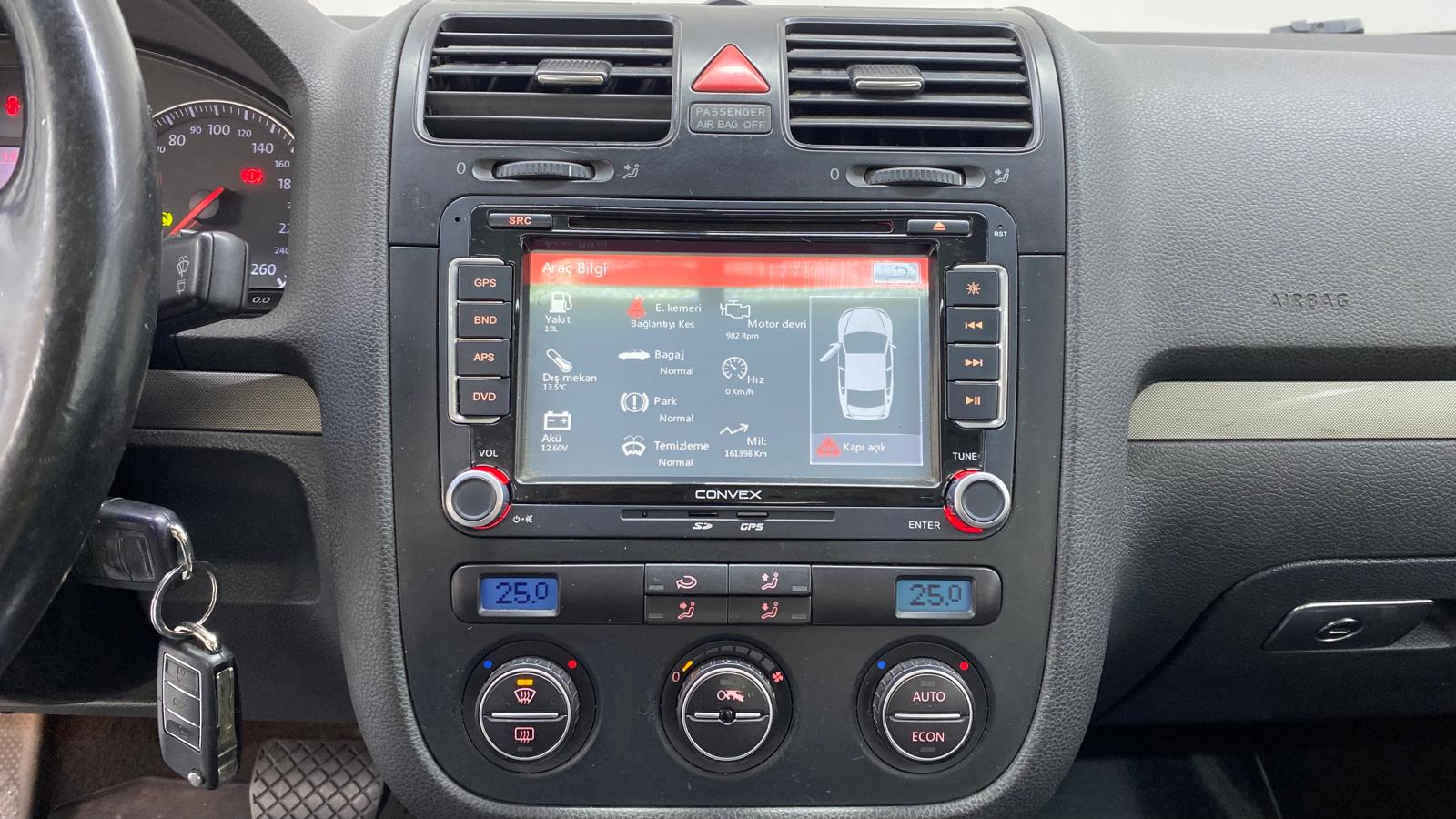 VOLKSWAGEN GOLF 14